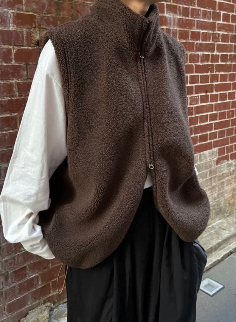 Eongul ダブルジップボアベスト