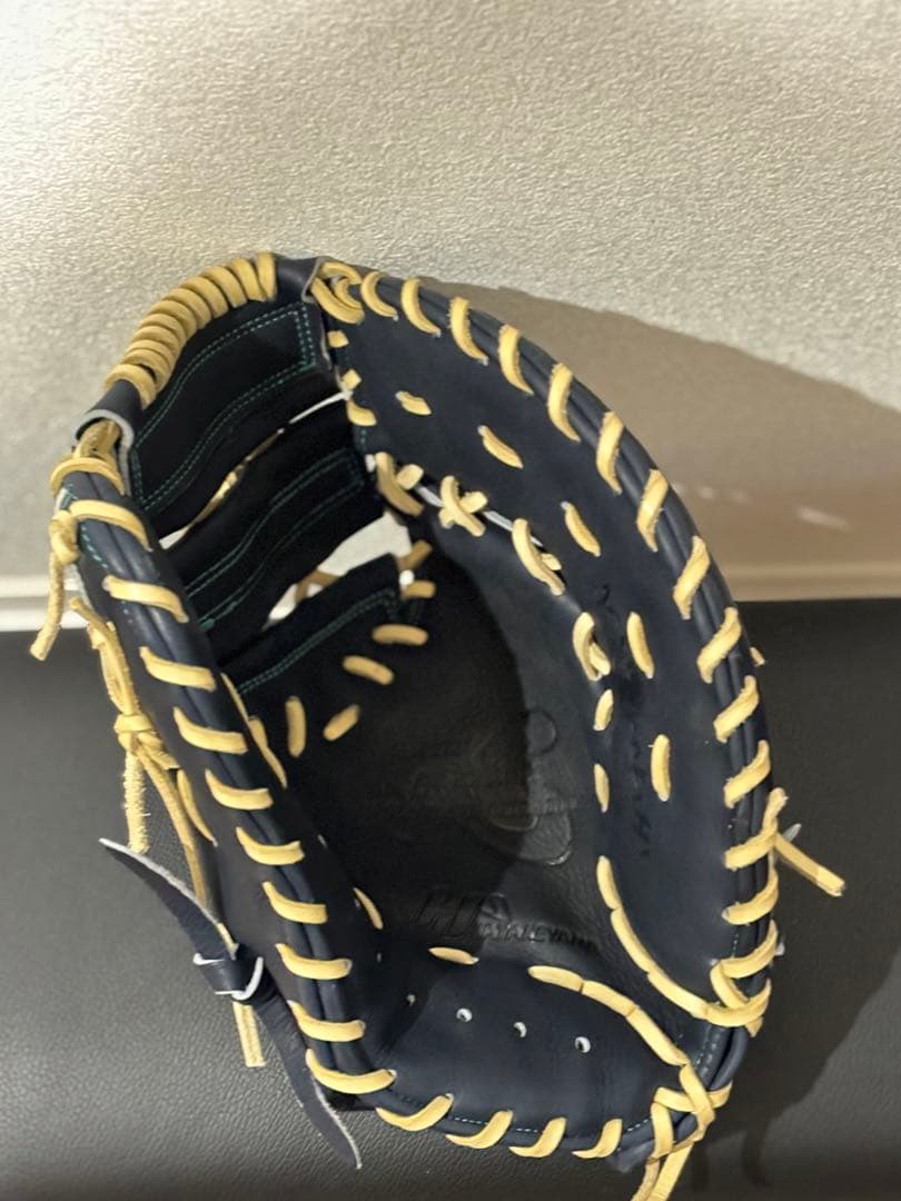 ハタケヤマ　ファーストミット　和牛軟式