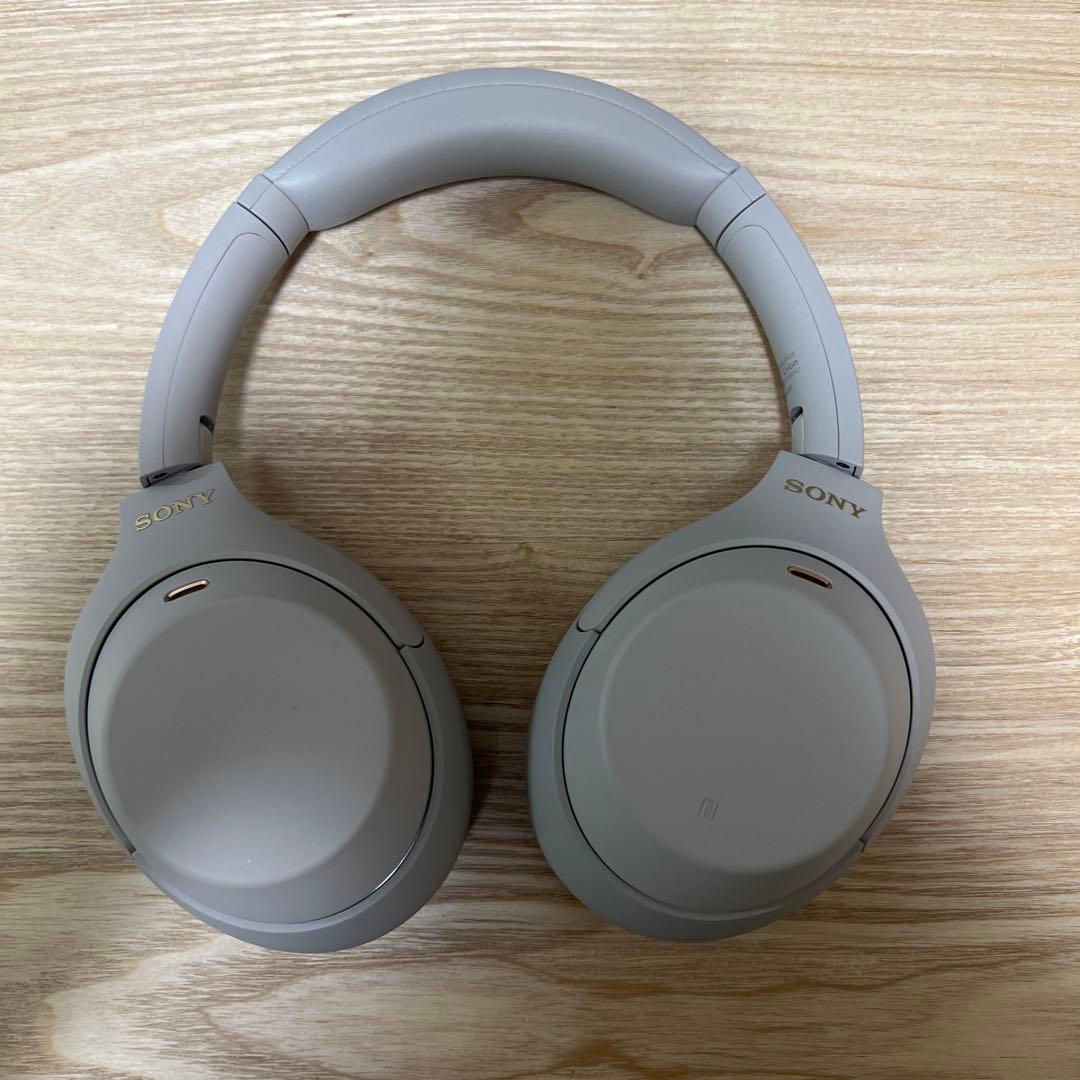 SONY ワイヤレスヘッドホン グレー　WH-1000XM4 ヘッドバンド傷あり