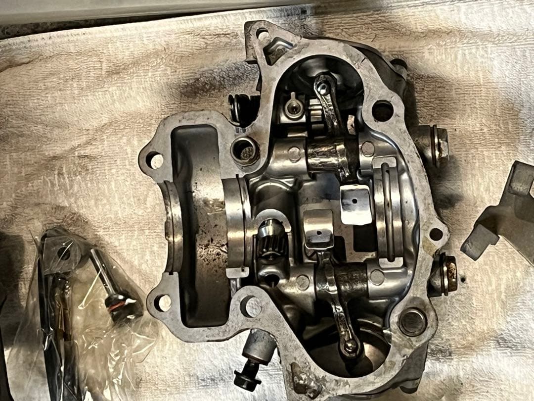 SR400 初期型エンジン　2h6 旧車　1978年