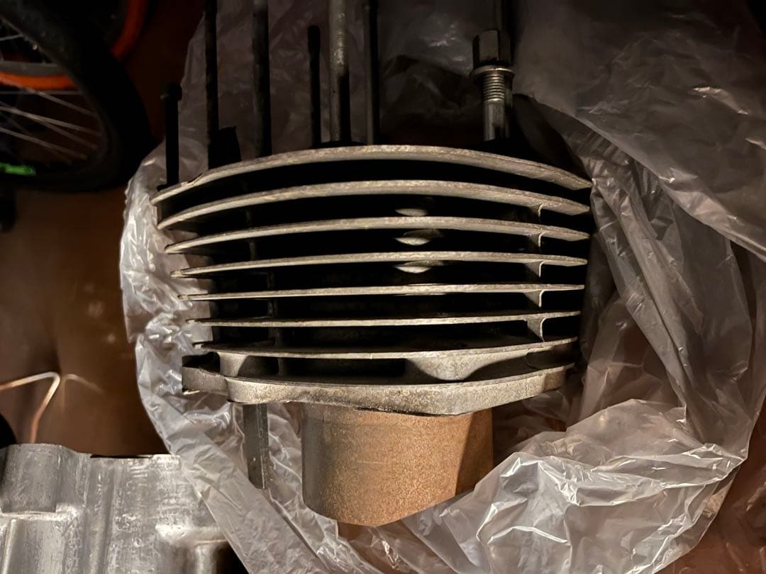 SR400 初期型エンジン　2h6 旧車　1978年