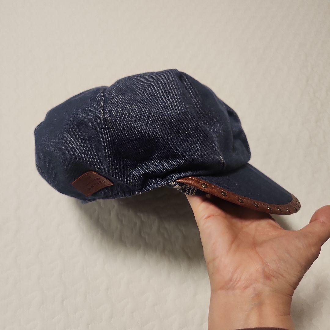 セリーヌのデニム風キャスケット