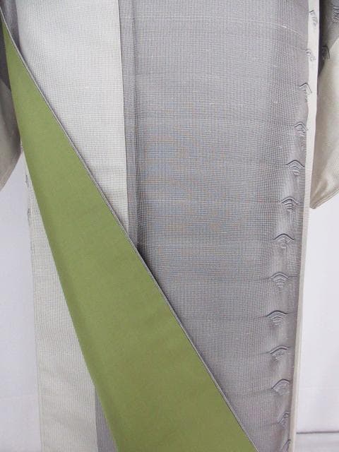 新古品！上質な紬＊グレー＆白＊特選高級＊着物＊トールサイズ＊１６７ｃｍ＊裄６７