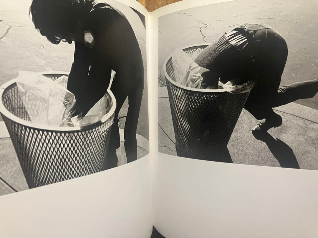 【希少】英語初版本　Guy Bourdin ギイブルダン　写真集