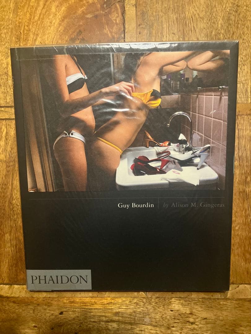 【希少】英語初版本　Guy Bourdin ギイブルダン　写真集