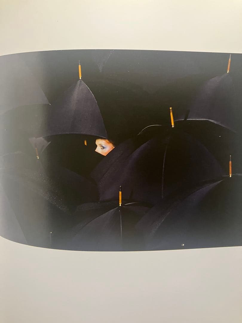 【希少】英語初版本　Guy Bourdin ギイブルダン　写真集