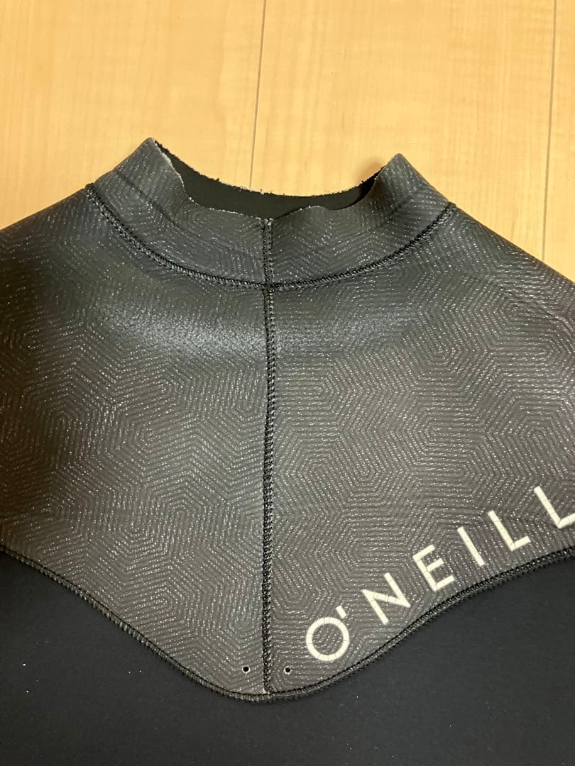 O'NEILL フルスーツ 3/２ミリ　チェストジップ　LBサイズ　日本製