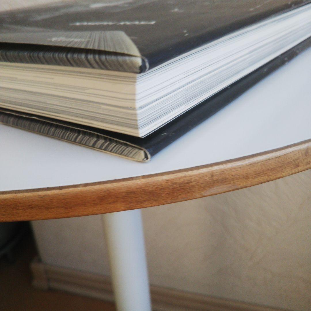 ア コンストラクティド ヴュー : ハードカバー