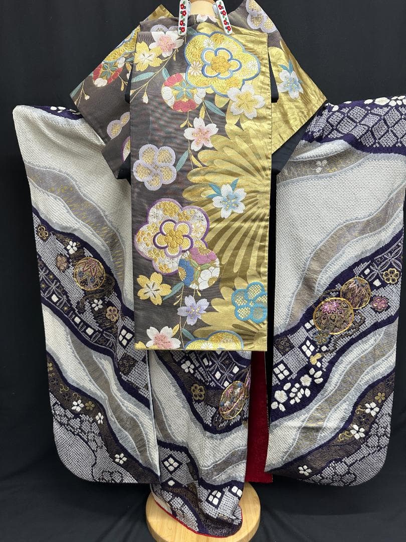 本加工総絞り 刺繍くすみカラー 薄グレー地 振袖 袋帯 フルセット