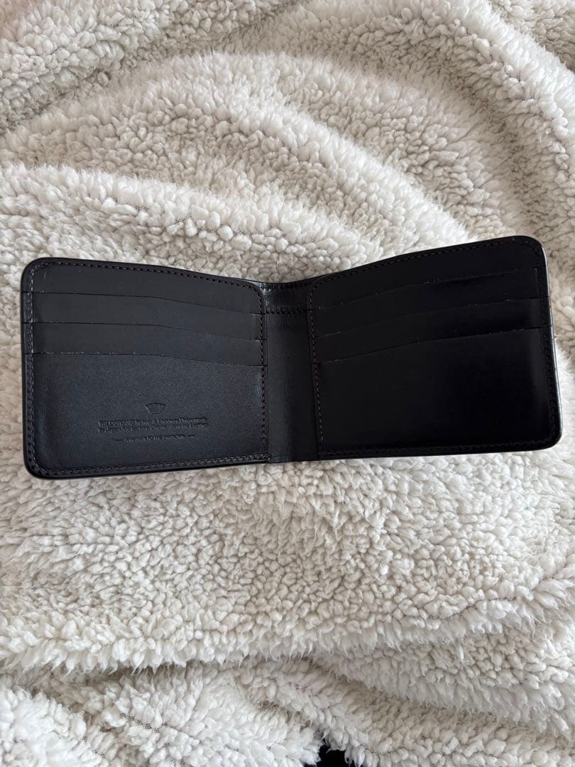 ⭐︎WILD SWANS⭐︎ウィングス レザー 二つ折り財布 ブラック