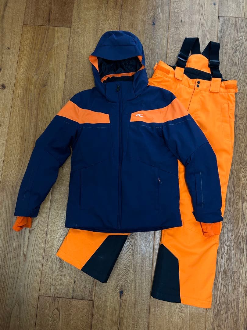 チュース KJUS ジュニア スキーウェア 上下セット 150cm（152）