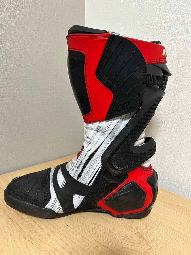 【特価】早い者勝ち！Forma ICE PRO バイクブーツ 赤/黒/白