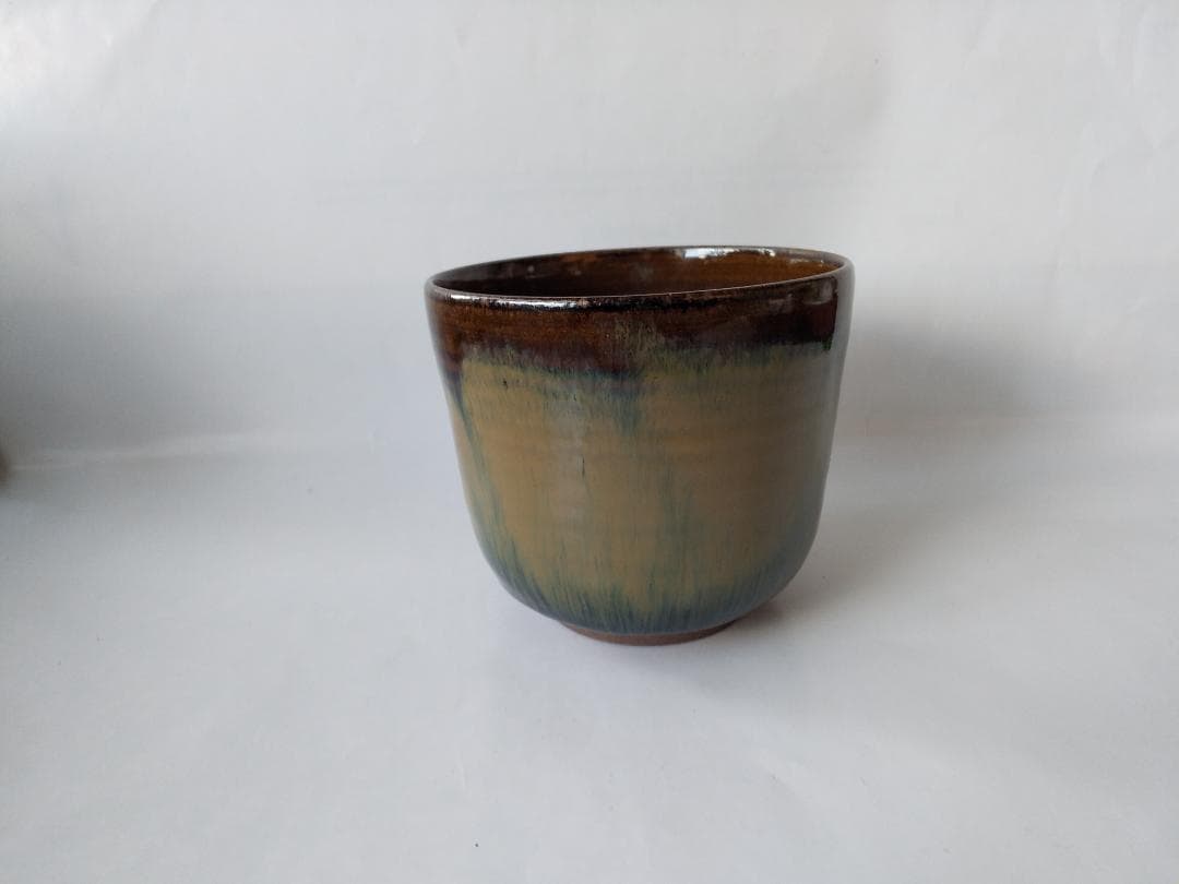 高取焼 火入 高取喜恵 造 共箱 栞 茶道具 茶器 新品 未使用 保管品 です。