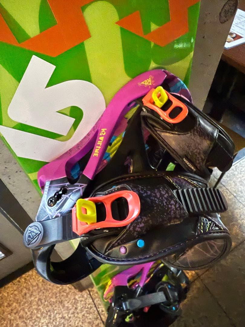 スノーボード カラフルデザイン K2 バインディング付き　146