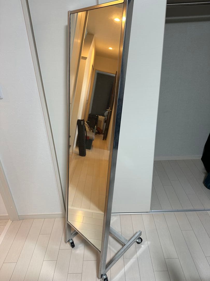 キャスター付きスタンドミラー 約160cm