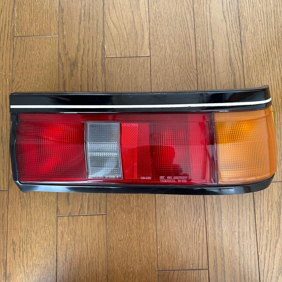 AE86 後期 レビン テールランプ ガーニッシュ 左右セット