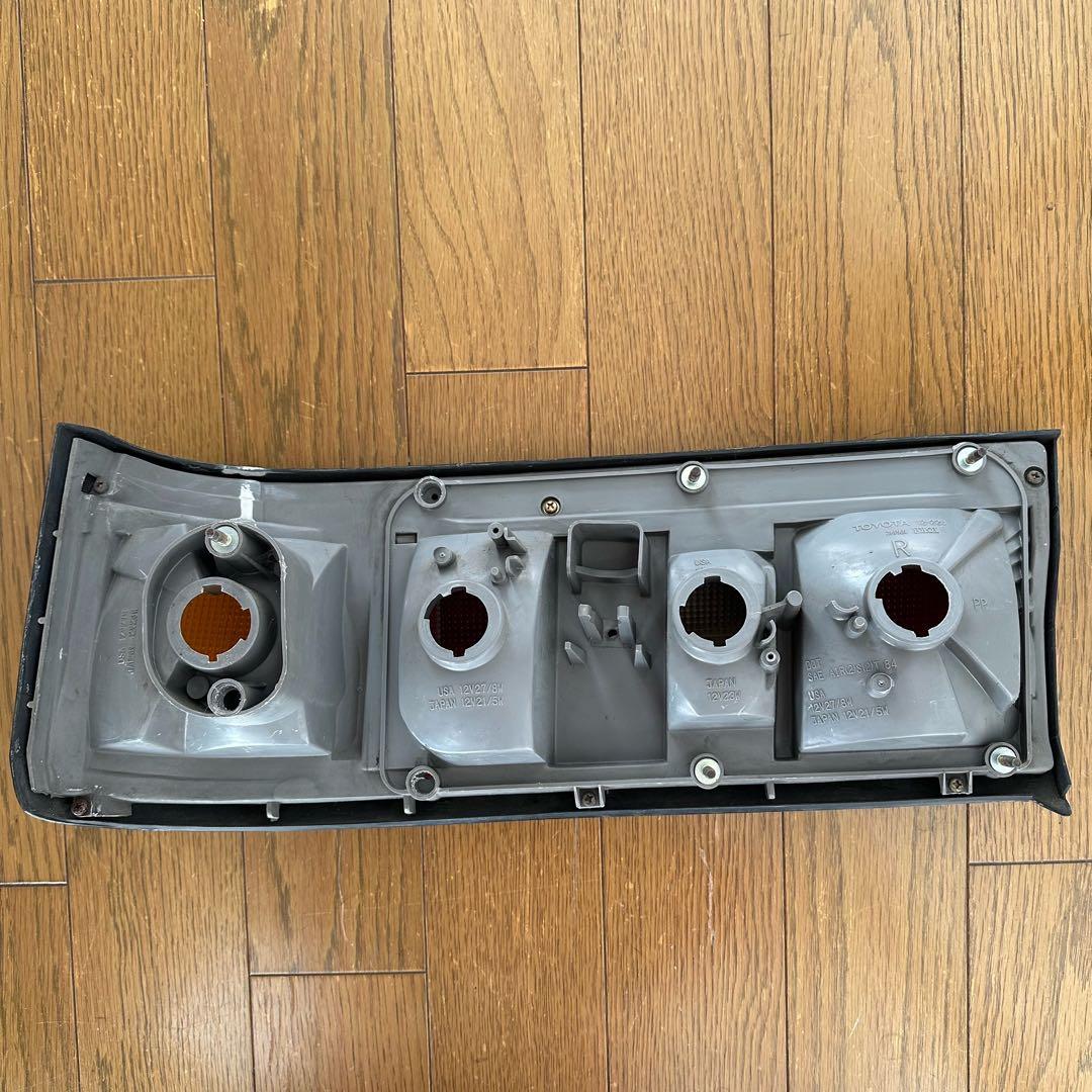 AE86 後期 レビン テールランプ ガーニッシュ 左右セット