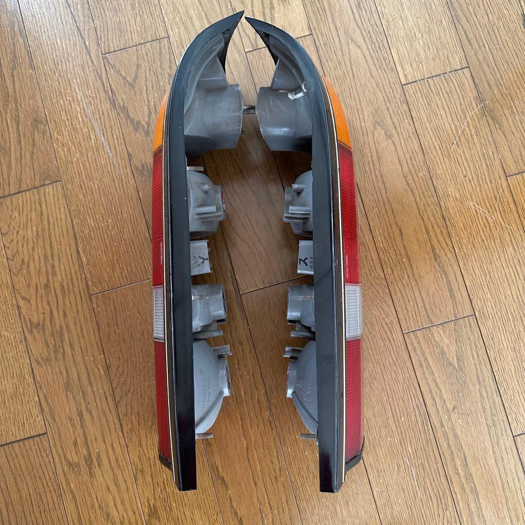 AE86 後期 レビン テールランプ ガーニッシュ 左右セット