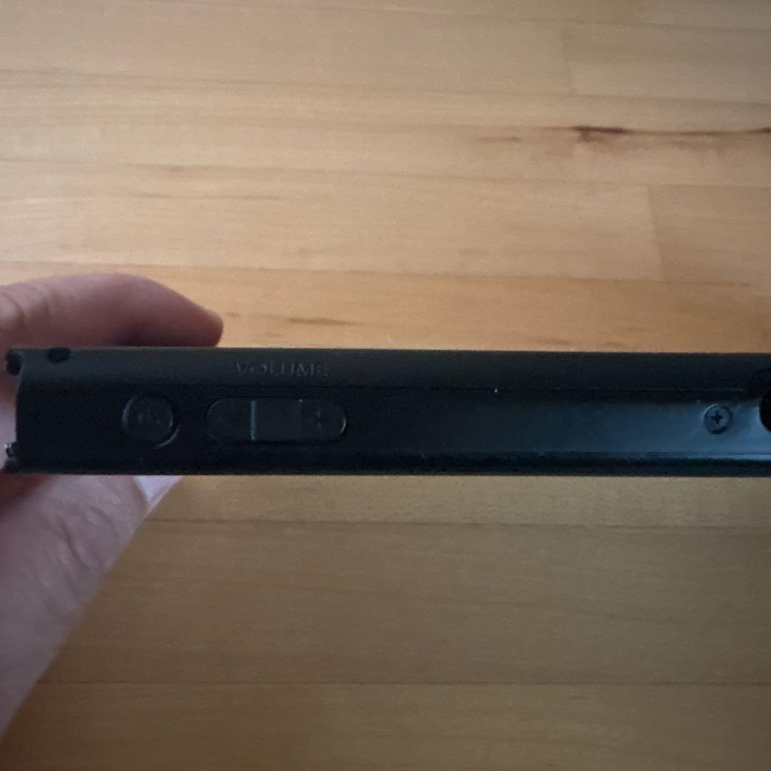 Nintendo Switch 本体 初代モデル (裏蓋が非純正、横ネジ頭潰れ)