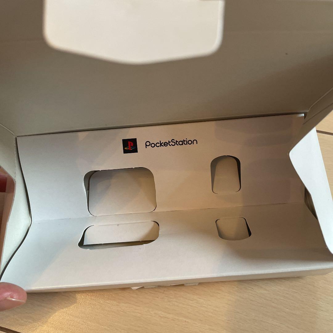 SONY SCPH-4000 ホワイト　ポケットステーション