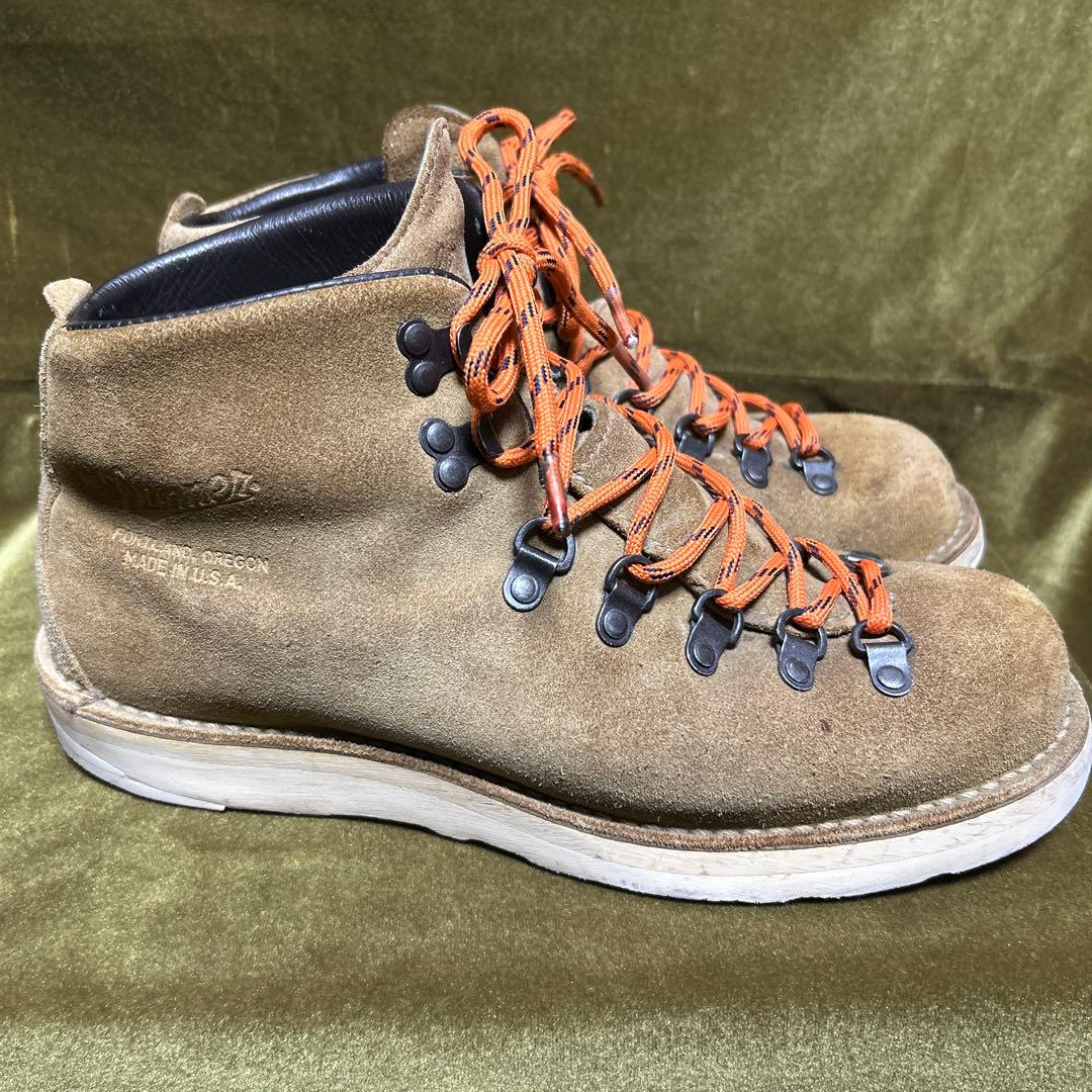 値下げ！USA製DannerマウンテンライトUS81/2EEゴアテックス