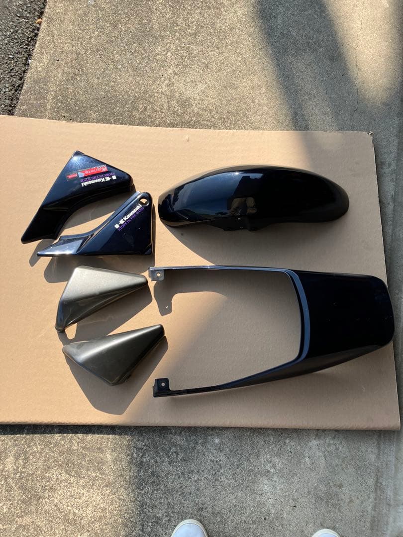 Kawasaki カワサキ　ゼファー400 外装