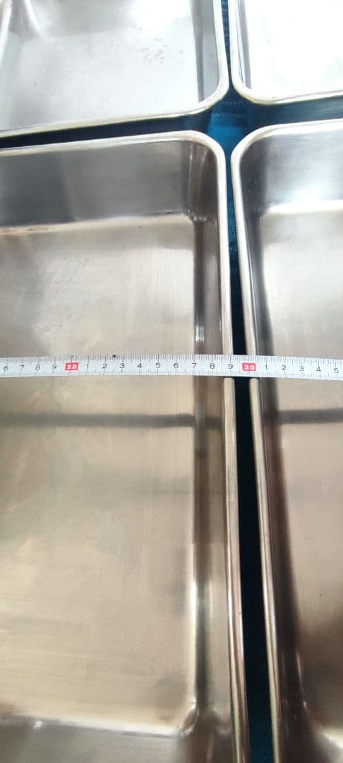 業務用　蓋付きステンレスバット8枚取 4個セット　縦　約41cm　横　約29cm