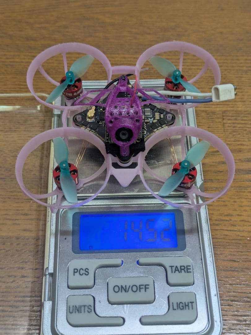 化け物FPV Tinywhoop 14g 40000kv