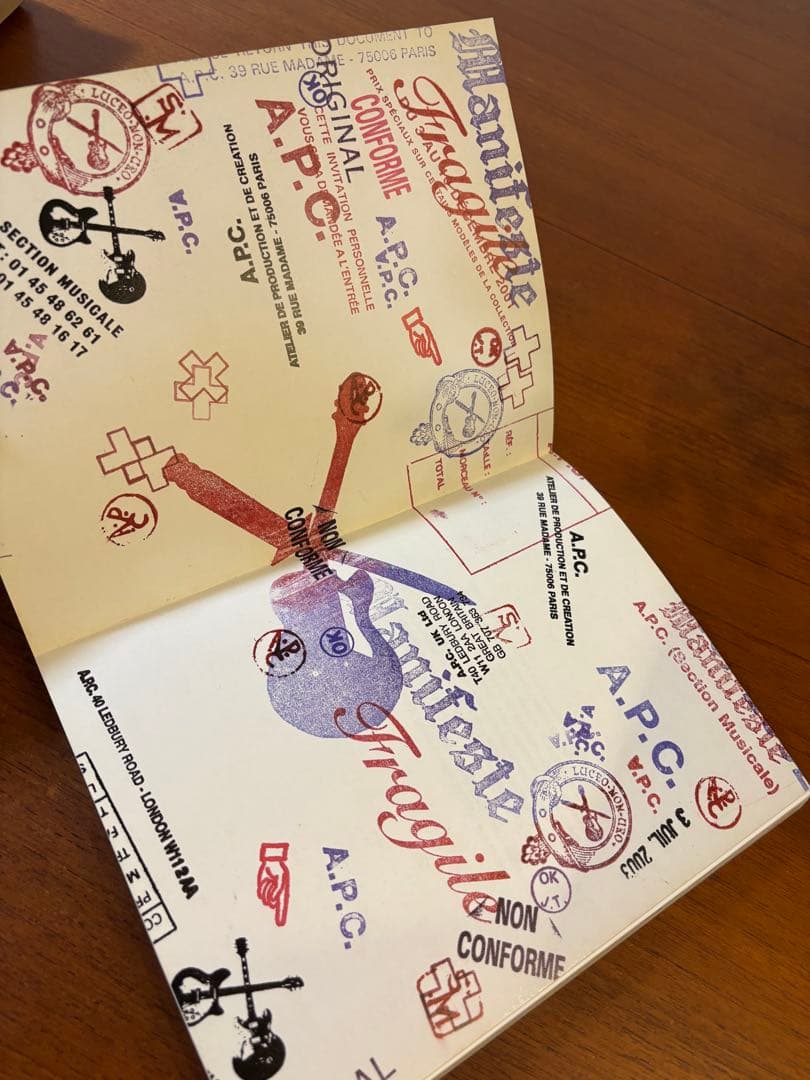 A.P.C. 1987 - 2003 カーネ・コメモラティフ