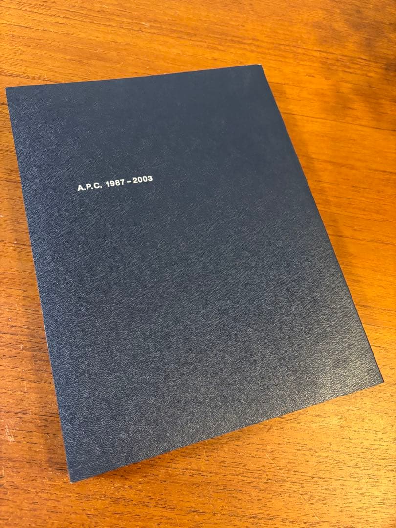 A.P.C. 1987 - 2003 カーネ・コメモラティフ