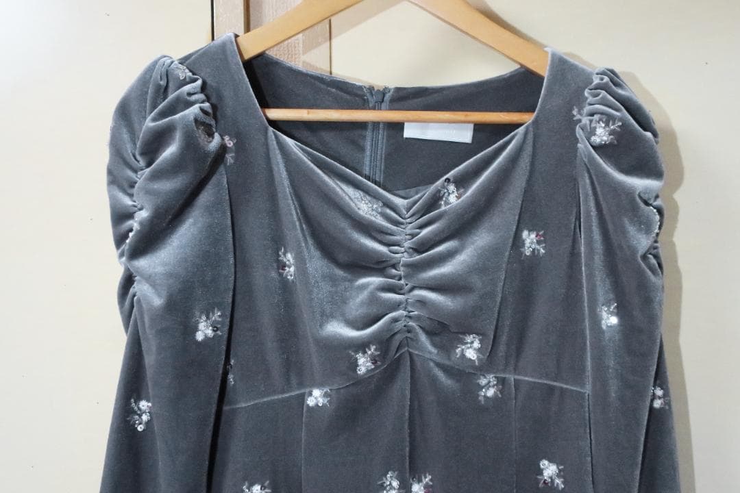 ねこあおセルフォード 花柄刺繍ベロアワンピース　サイズ36