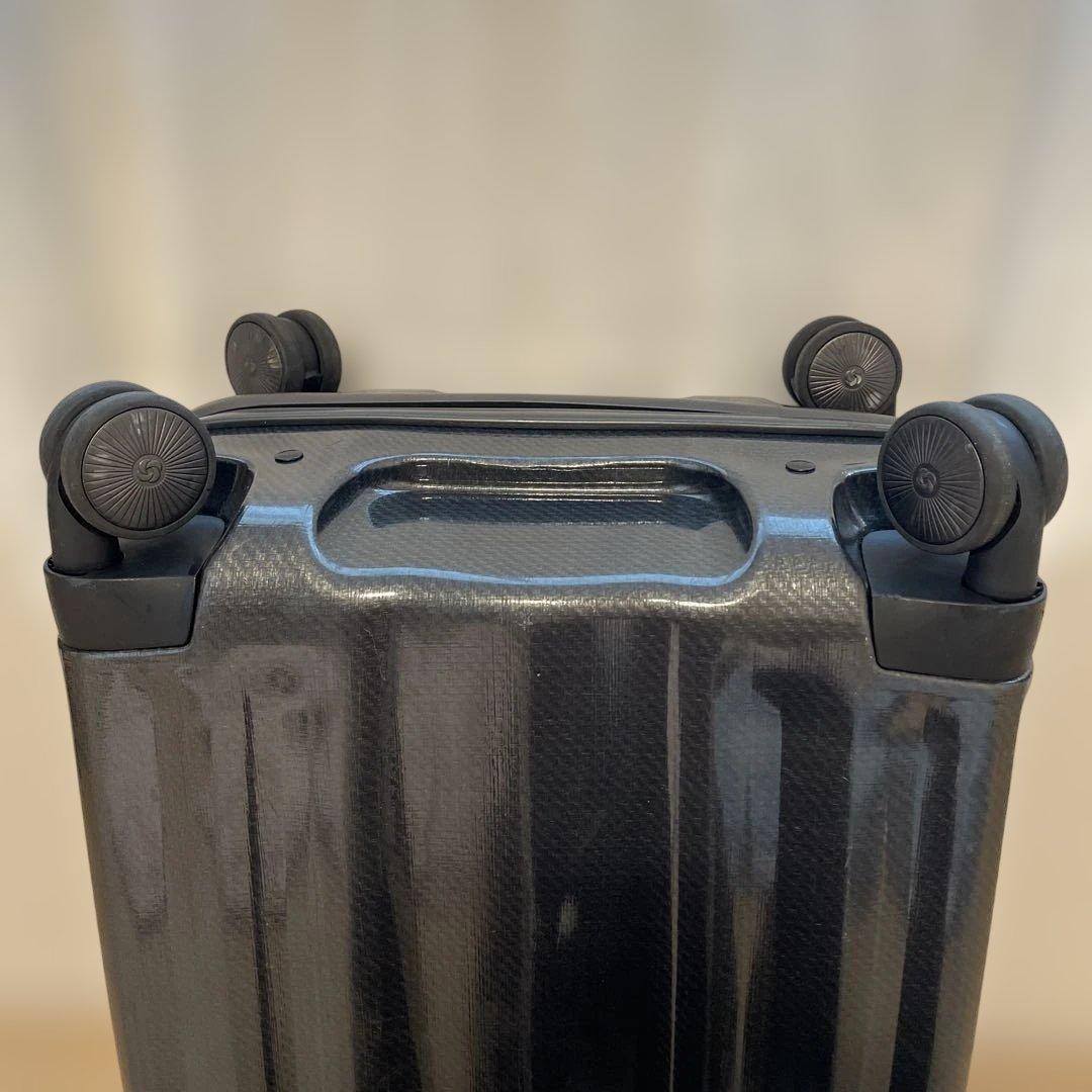 サムソナイト超軽量キューブライト68(コスモライト高級) 無料預入サイズ