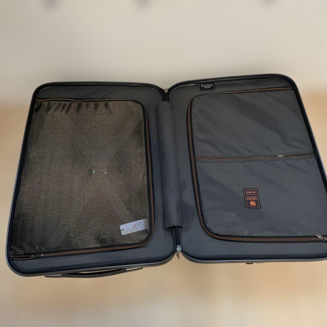 サムソナイト超軽量キューブライト68(コスモライト高級) 無料預入サイズ