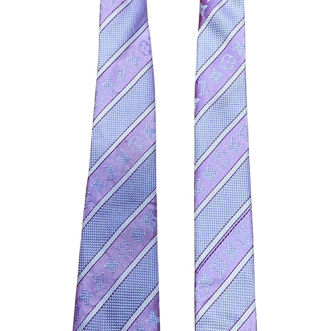 美品　ルイヴィトン　ネクタイ　モノグラム　ピンク　ロゴ　ジャガード　ストライプ