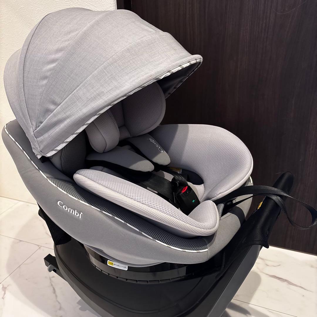 Combi クルムーヴアドバンス ISOFIX　JP-590 チャイルドシート