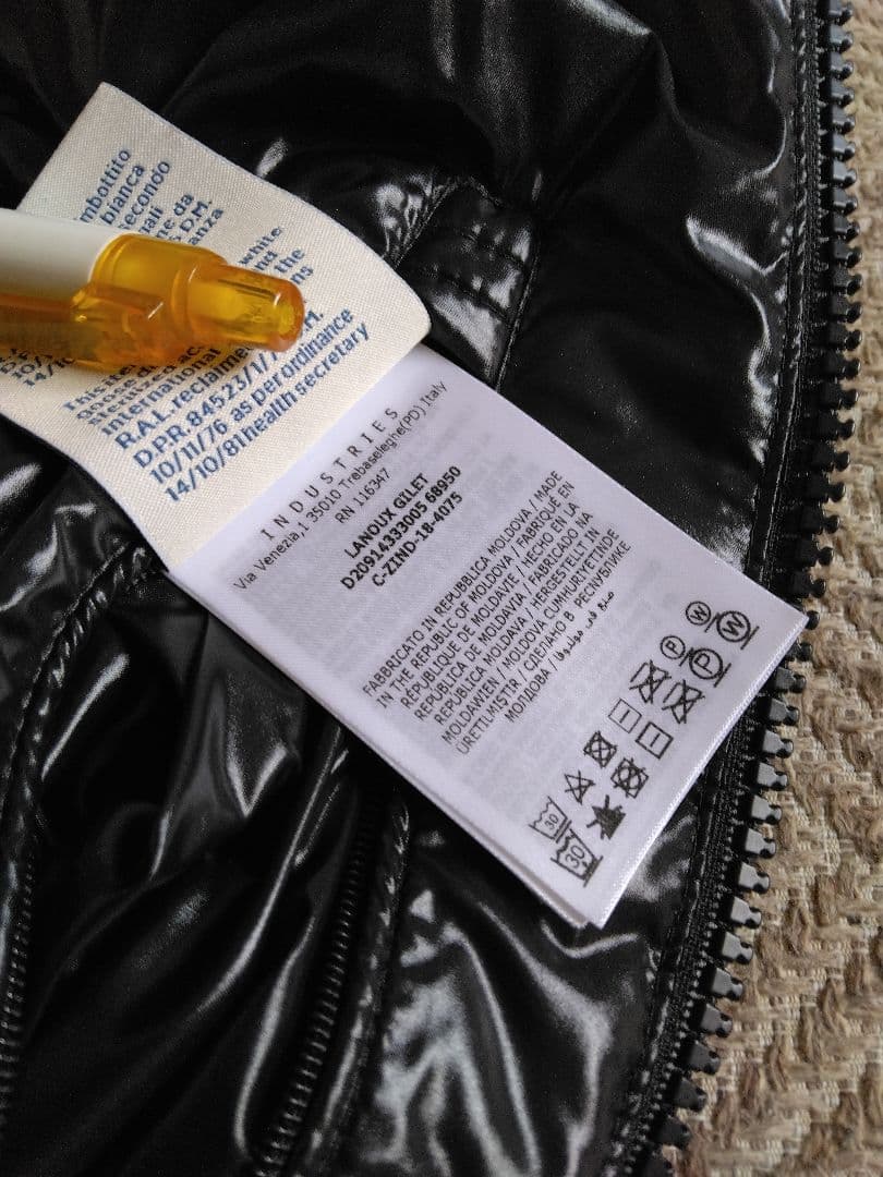 MONCLER　モンクレール　ダウンベスト