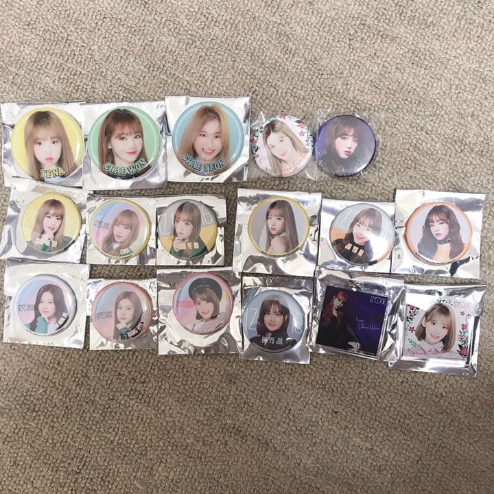 IZ*ONE 缶バッチ キーホルダー セット