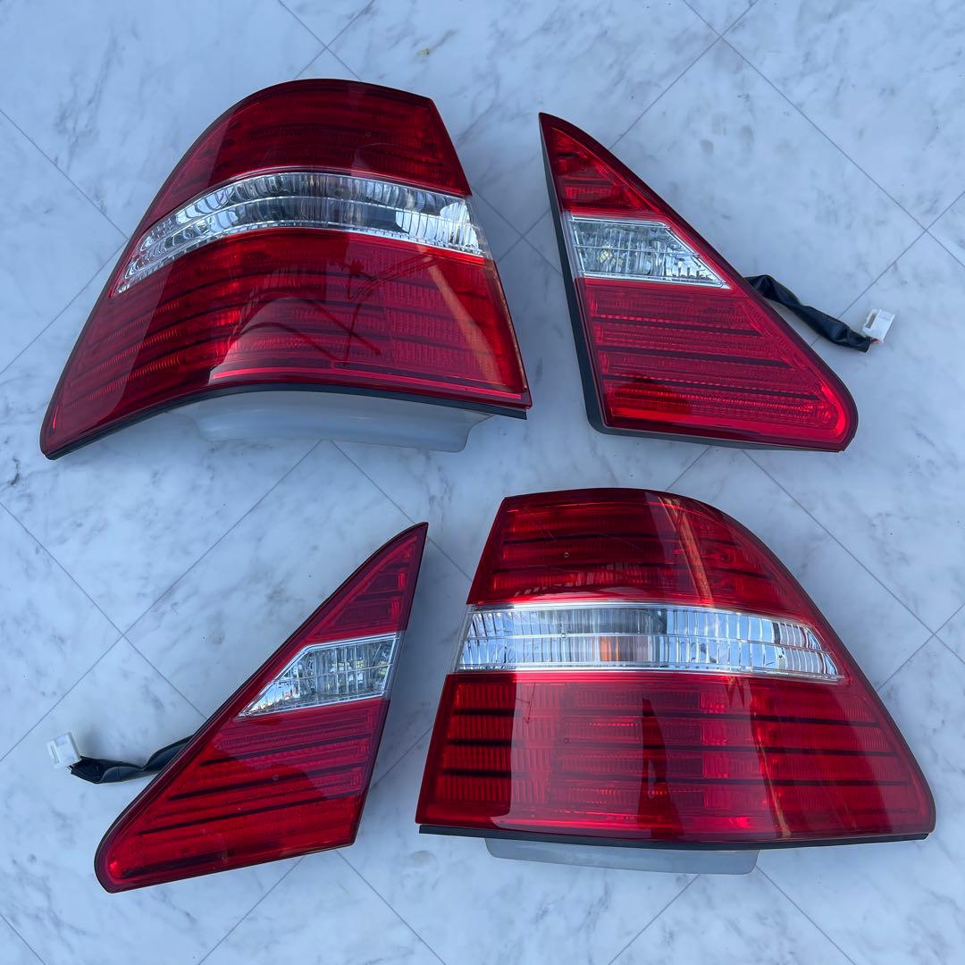 30セルシオ テールランプ