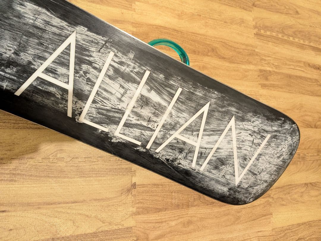 板のみ！ALLIAN スノーボード PRISM　GIRL　140cm