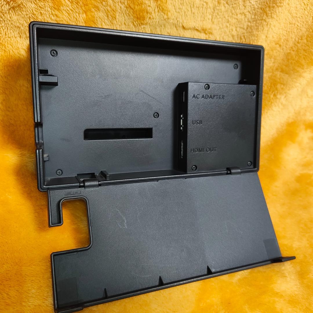 Nintendo Switch 初期モデル