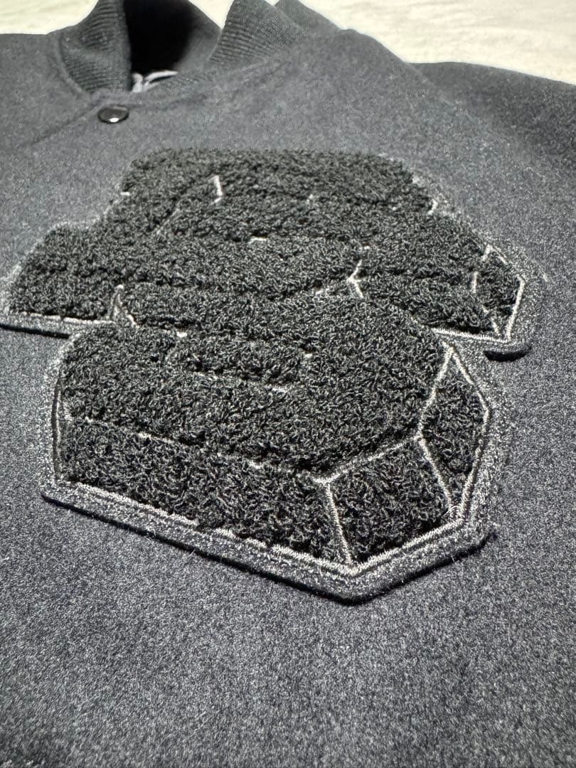 L ウィンダンシー × デラックス ヴァーシティ ジャケット スタジャン レザー