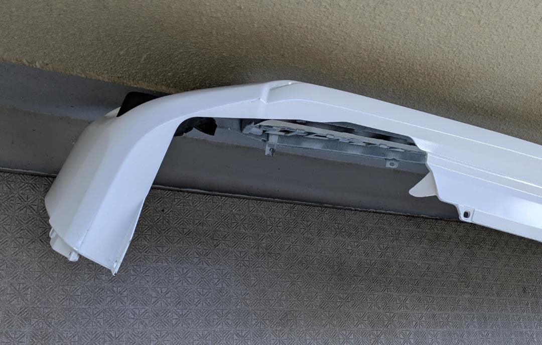 トヨタ 200系4型 ハイエース フロントバンパー 中古