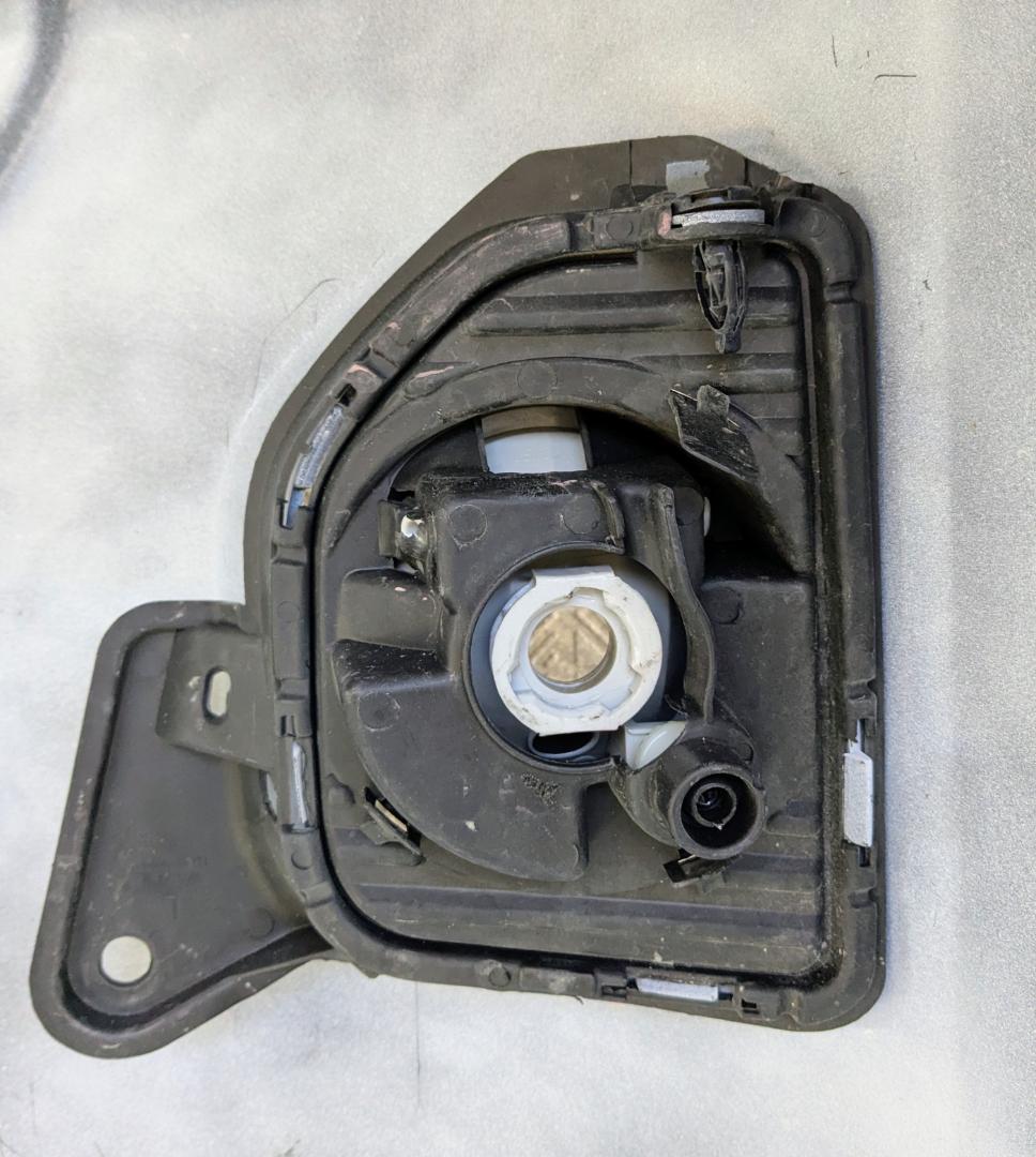 トヨタ 200系4型 ハイエース フロントバンパー 中古