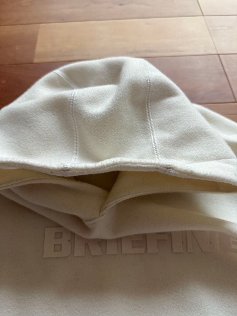 BRIEFING フード付きトレーナー