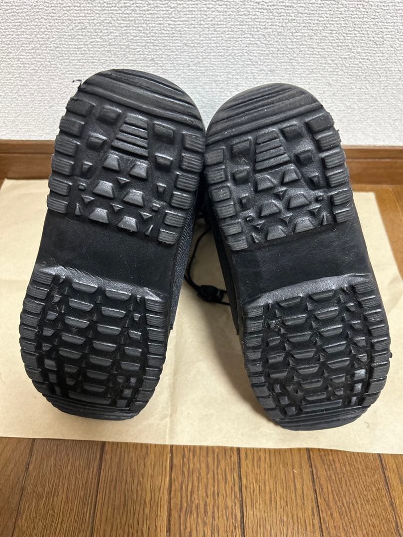 FLOW スノーボードブーツ 女性用 ブラック/ターコイズ