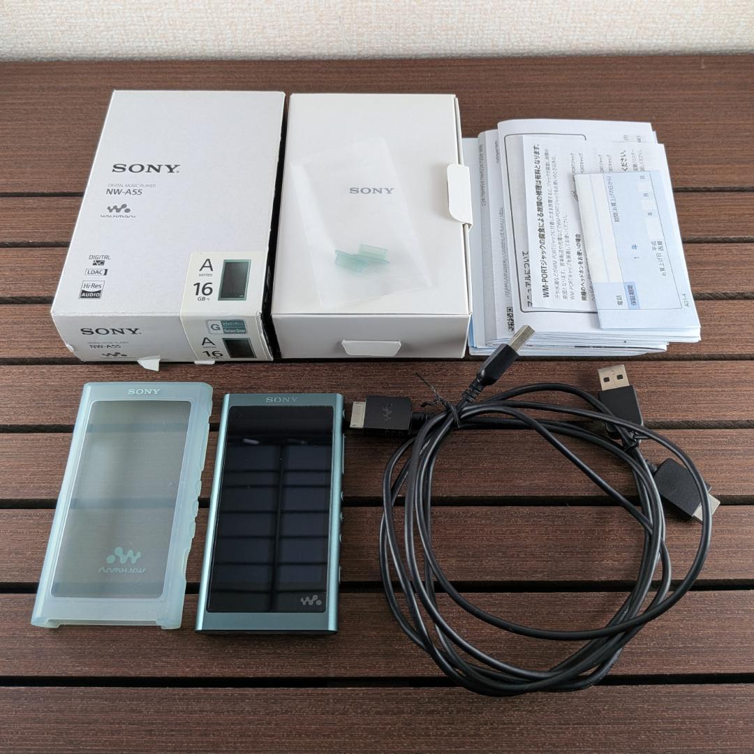 SONY ウォークマン NW-A55 16GB+128GB 純正シリコンケース他