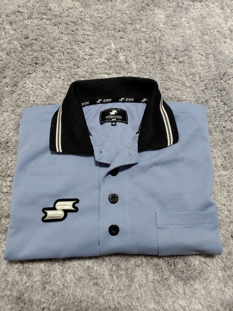 野球　審判員半袖シャツ