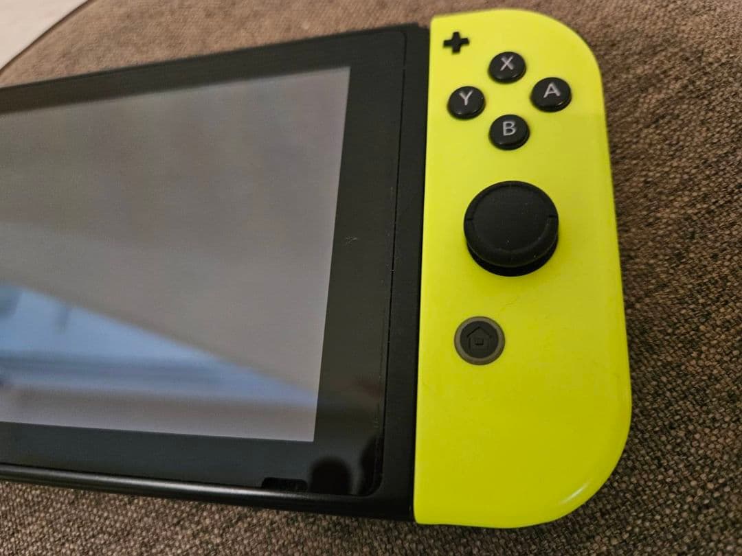 液晶美品ニンテンドースイッチ 2017年製