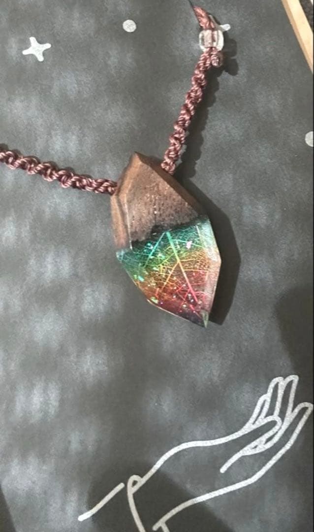 ウッドレジン 葉脈石 ペンダントネック レス