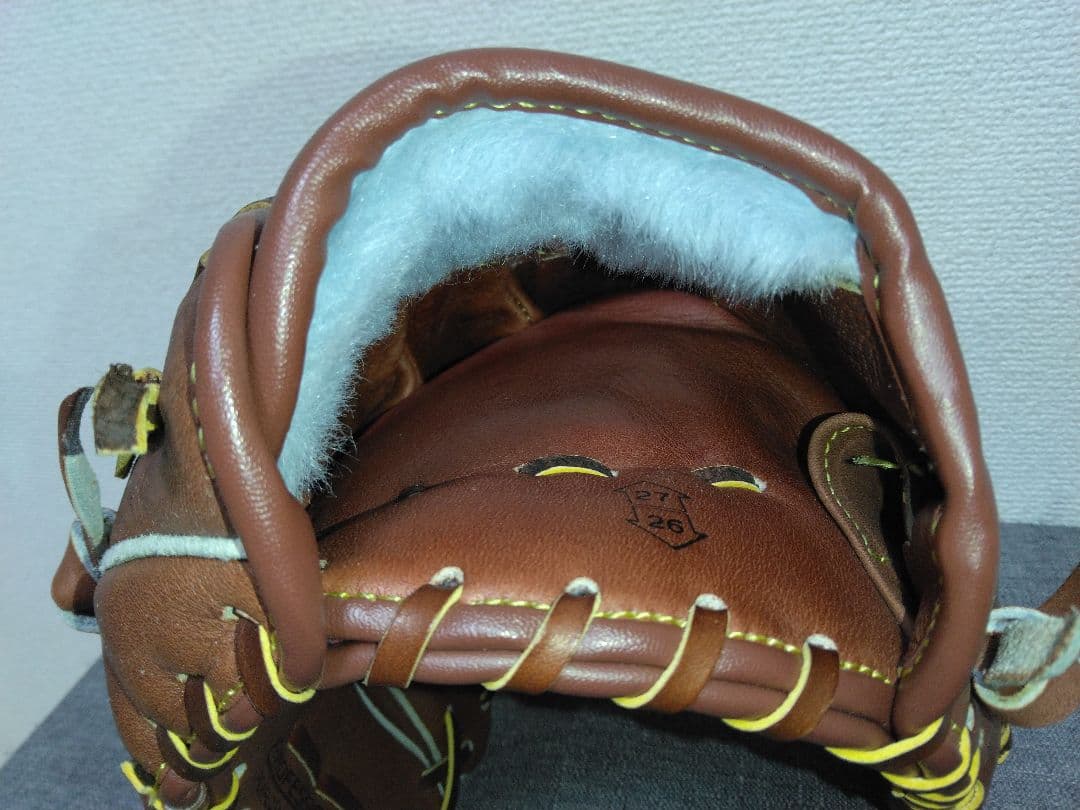 ミズノ一般軟式オールラウンド　ヴィンテージグローブ